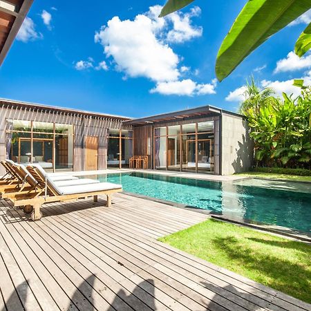 Brand New 5 Bedroom Villa Enclosed Living Room Canggu Ngoại thất bức ảnh